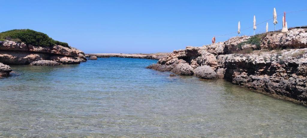 Hotel Scoglio Degli Achei Torre Santa Sabina Luaran gambar